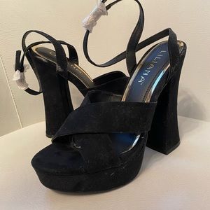 Liliana black suede platform strappy heels size 7